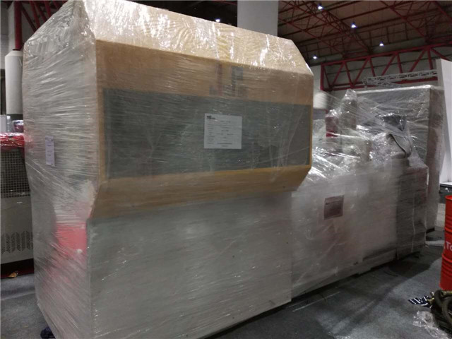 machine de moulage par compression à fermeture plastique main.jpg plastic closure compression moulding machine main.jpg
